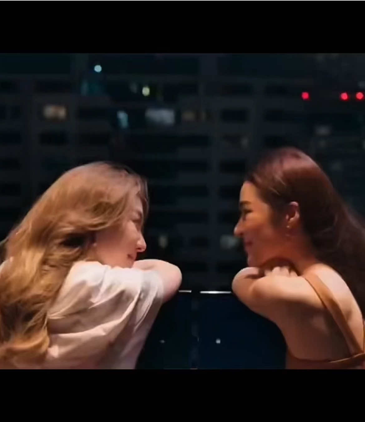 เหมือนเพลงที่แต่งมาเพื่อน้องนีน t—t #หลิงออม #lingorm  #หลิงออมวาดฝันวันวิวาห์ 