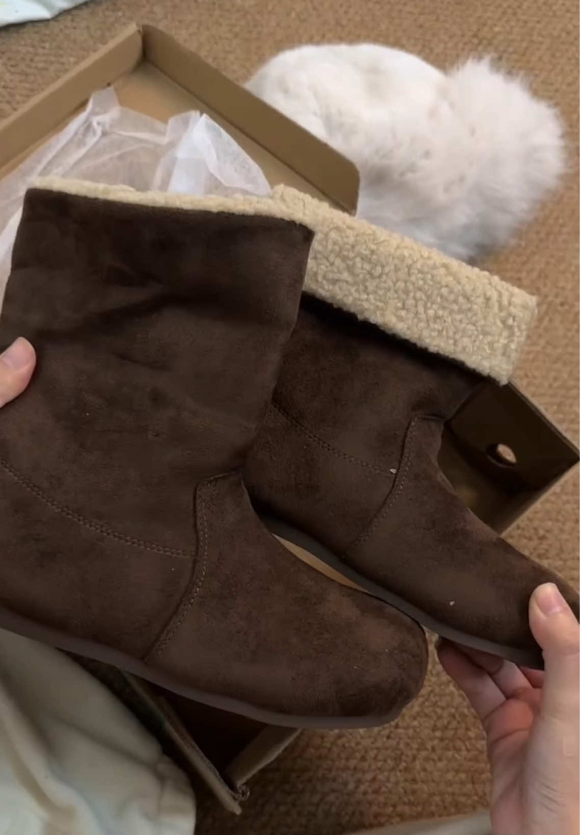 Gợi ý mẫu bót lông ấm cho mùa đông#giaydep#thoitrang#xuhuong