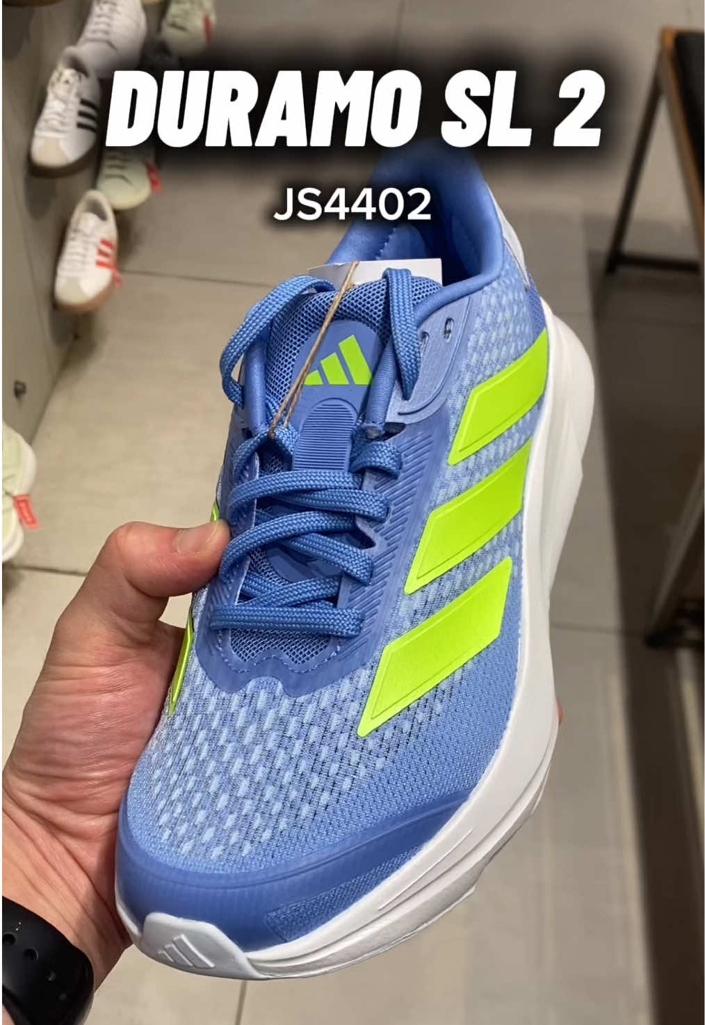Đôi giày chạy nhẹ nhất giảm còn chưa tới 1 triệu đây rồi… êm - thoáng - đẹp, mang lên chân là hiểu tại sao Duramo SL 2 đang hot! 🏃‍♀️💨 Mua ngay nhé! #Adidas #DuramoSL2 #ReviewGiay #GiayChayBo #RunningShoes     