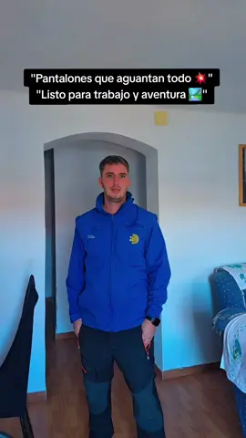 Pantalones tácticos para hombre, resistentes y cómodos. Ideales para trabajo, senderismo y aventuras al aire libre. Bolsillos con cremallera para mayor seguridad. #PantalonesTácticos #RopaResistente #AventurasAlAireLibre  #tiktokshopblackfriday #DescubreLasOfertas 