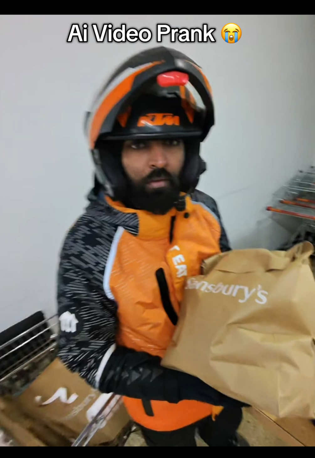 Keeping the drivers safe 🫡 #fyp #therealslimpeter #aiprank #prank #ai   