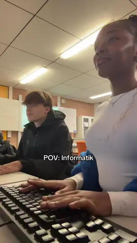 Immer wieder dieselben Probleme 😔😠#fyp #school #viral #informatik #abi 