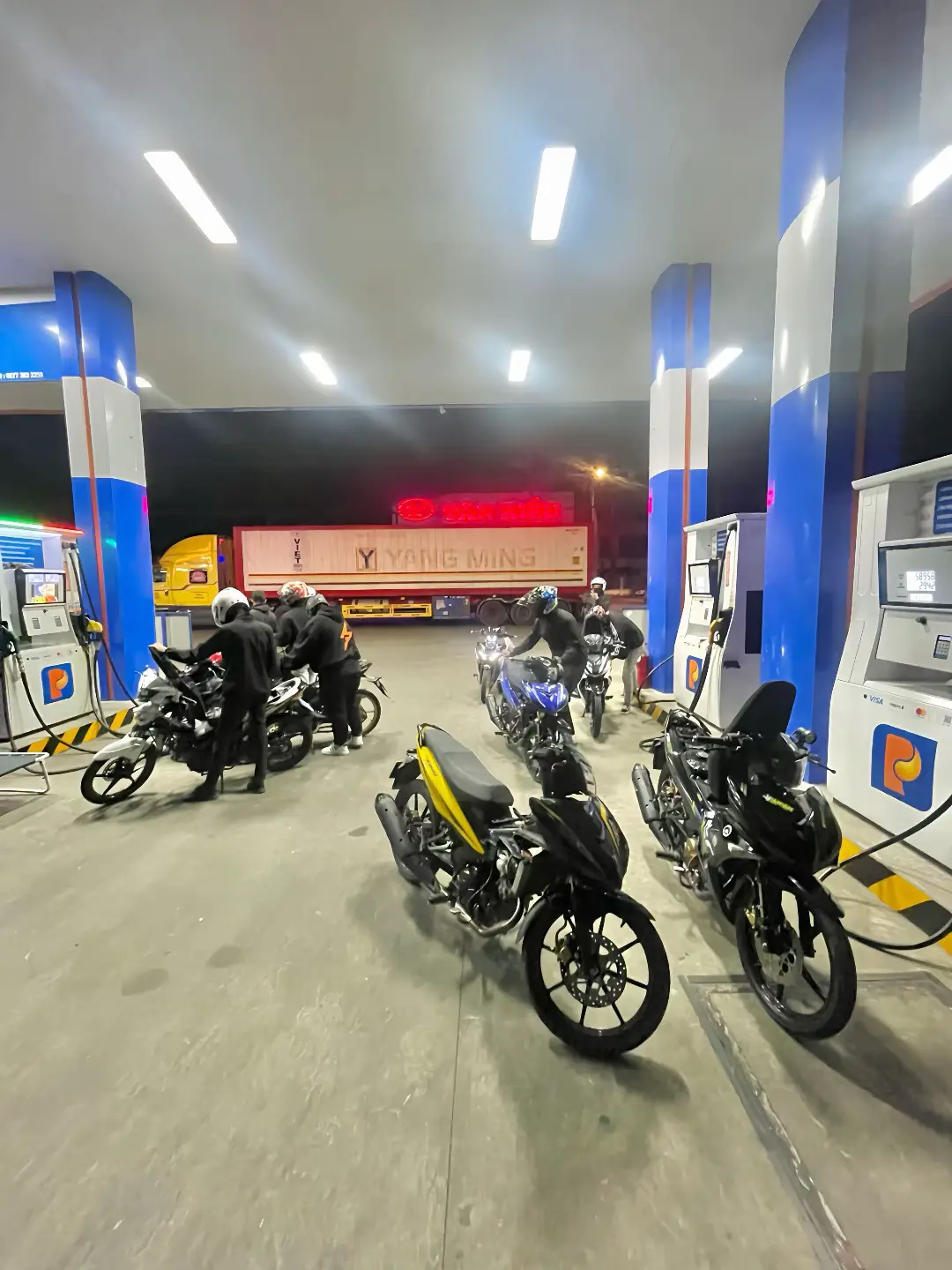 Đi vui mà về đau lưng quá🤣#bếntre71🌴🥥 #ex150y15zr 