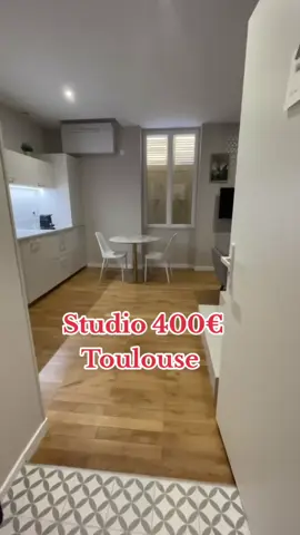Location Studio – 30 m² – Toulouse Loyer : 400 € / mois Adresse : 12 Rue des Amethystes, 31000 Toulouse  Charmant studio de 30 m², parfait pour étudiant(e) ou jeune actif(ve). Situé dans un secteur calme, proche des commerces, des transports en commun et de toutes commodités. Caractéristiques : Pièce principale lumineuse Kitchenette équipée Salle de bain avec douche Immeuble sécurisé Accès rapide bus & métro 📞 Contact & Informations : Email : agencegeneralimmobilier@gmail.com WhatsApp : +33 7 74 76 67 58