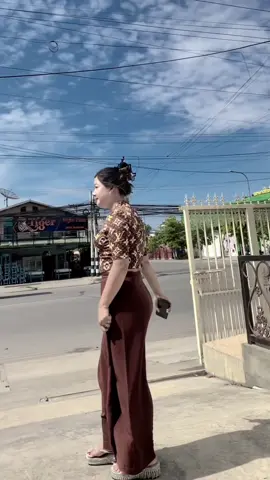 #တမင်ကစားချင်နေလိူ့လိုက်စတာလားကွယ်#fyp #CapCut 