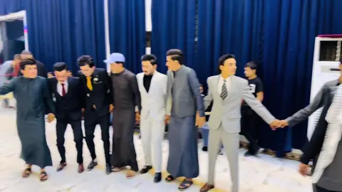 ابد موزين😅❤️.#رجعنا #هاشتاقات_تيك_توك_العرب #بدوري_الحمود♨️🤍 #طششونيي🔫🥺😹💞 #الخصم_الصبخة_التل_بعاجه_الحي_العسكري 