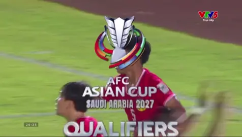 Khoảnh khắc Xuân Son ghi bàn trong quả penalty giúp gỡ bế tắc đội tuyển Việt Nam.1-0 cho Việt Nam. #nguyenxuanson #bongdavietnam #vietnamdavoilao #vietnamvslao #xuhuong