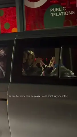 such a big day for me :’) jules with the gift i made her & reading my letter 😭💓 i’m eternally grateful to exist at the same time as you @jules 💓🫂🫶🏼🫀#julesleblanc #bratayley #fangirl #julesleblancedit #fyp #concertgirly #presshandstands7 