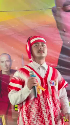 #တါ်ထင်းသင့်