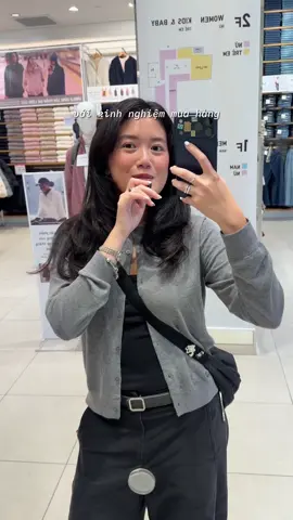 cả năm chỉ có 2 dịp như này thui áaaa #UNIQLOVN #LifeWear #TuanLeCamOn