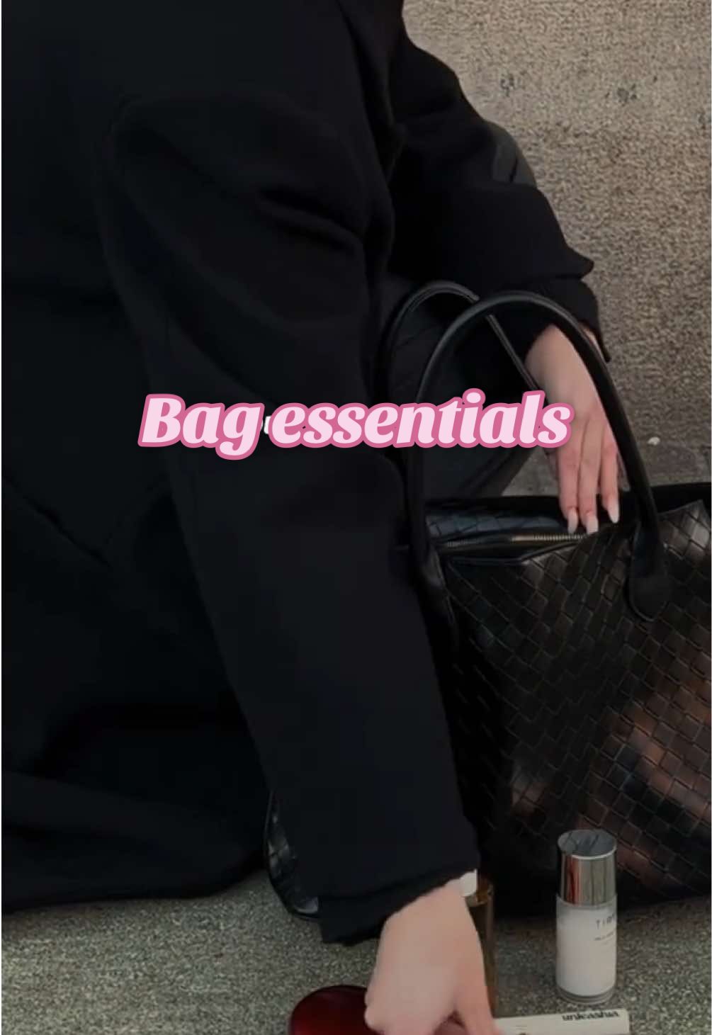 pov; your phone is ringing✨ Bag essentials #koreanskincare #koreanskhudvård #koreanbeauty #kbeauty 