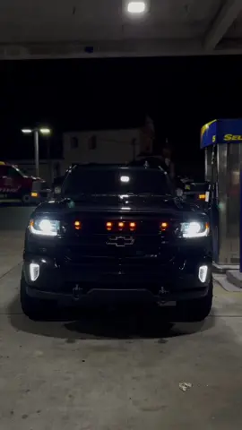 Bien pilas 🥷 #z71silverado #chevy #silverado #paratiiiiiiiiiiiiiiiiiiiiiiiiiiiiiii #fyp 