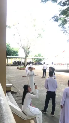 Bé địu trở lại nha #bedieu #xhtiktok #viral #12s2 