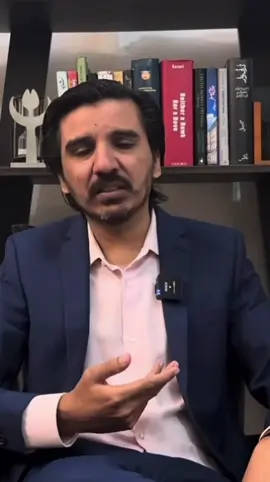 شہباز شریف صاحب انتہائی بے شرمی سےبیٹھے ہوئے ہیں فارم 47 کی لاسٹک کی شلوار پہن کے   ،اسد علی طور 🤣🤣#viralvideo #foryou #ایسے_دستور_کو_میں_نہیں_مانتا #انقلاب_عمران_کے_سنگ #imrankhan 