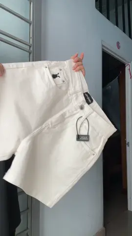 Quần thêu thỏ#quanshortnu #quanjeanstrang #quanjeannu 