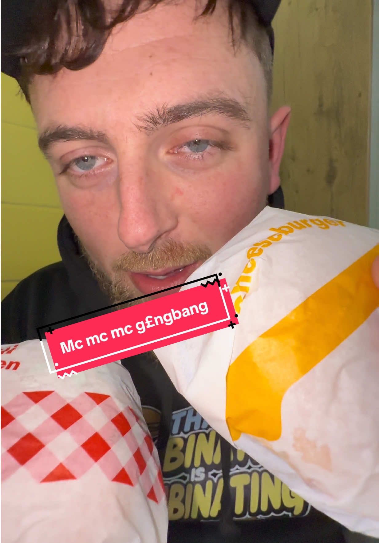 Mc mc mc gangb🍔ng @McDonald’s Nederland #grubbynails #mcdonaldsccsing #foodhacks #viralfood #fyp 