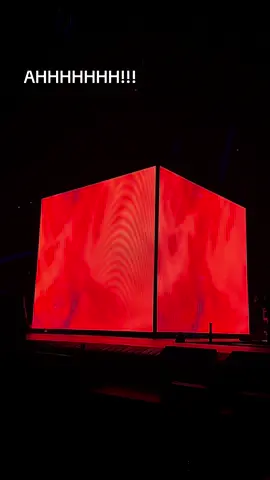 The oxytocin visuals made my knees weak!!#billieeilish #hmhas #concerts #fyp #live @BILLIE EILISH @Billie Eilish Home 