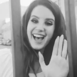 This is so basic drkhold #lanadelrey #anadelreyedit #lizzygrant #elizabethgrant #foryoupage 