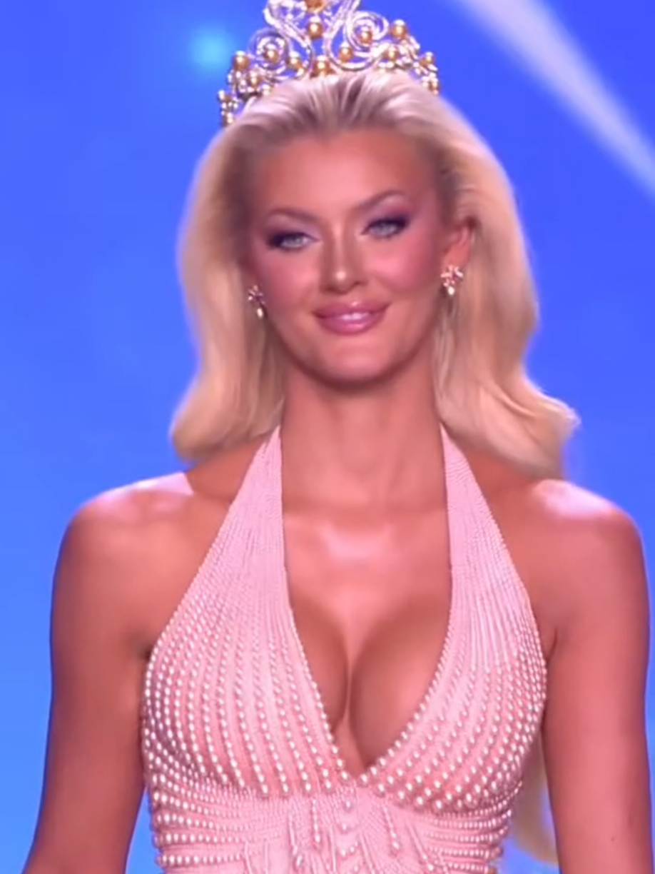 Miss Universe 2024 - Victoria Kjaer 🇩🇰 . . . #missuniverse #victoriakjaer #missuniverse2025 #fyp #parati @Miss Denmark Organization 🇩🇰 