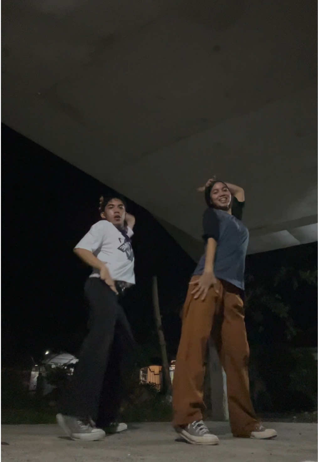 @Chikadiwee anotha one dc: @OL 