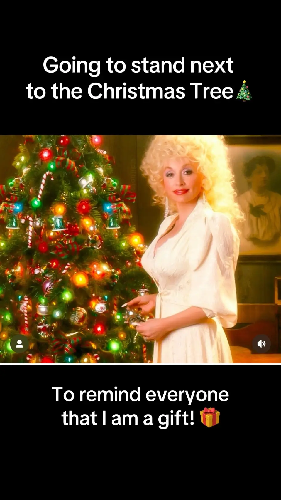 Send to someone to remind them how precious of a gift you are!👑💅🏼🎄#christmasgiftideas 