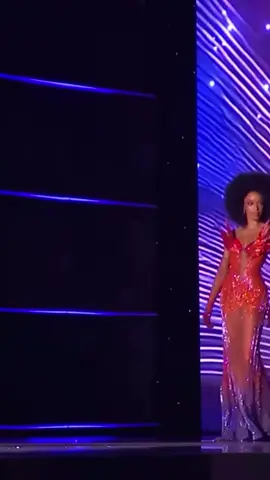 Notre belle @Ophély Mézino 😍. #pourtoi #tiktokfrance #missfrance #missuniverse #fyp 