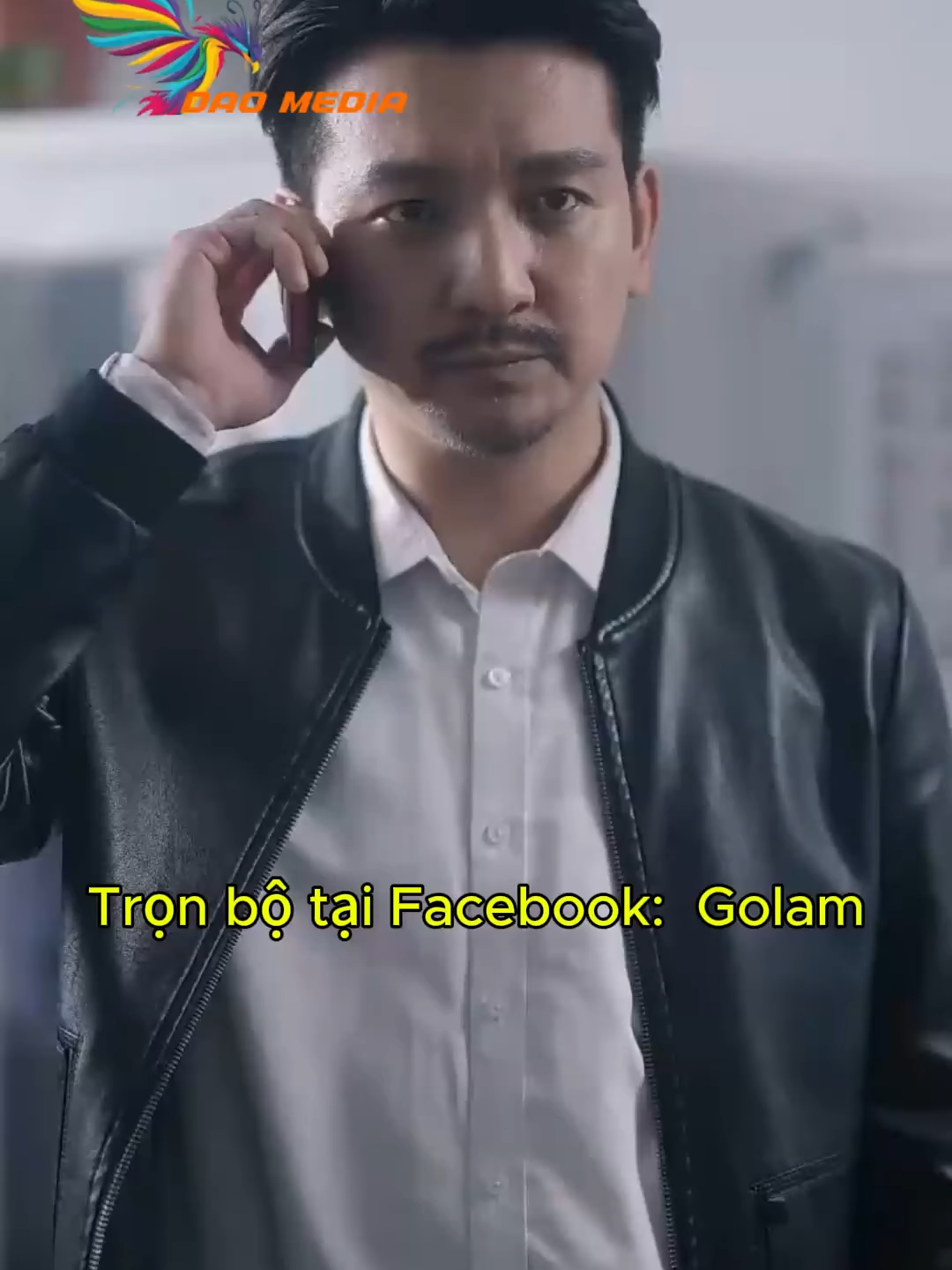 Tập 7- Cậu nhóc nghe tin nhà kế bên có chuyện nên liền phán đoán là người quen làm ra khiến cảnh sát nể phục.