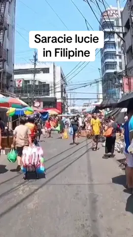 Asa arata strazile in capitala Manila