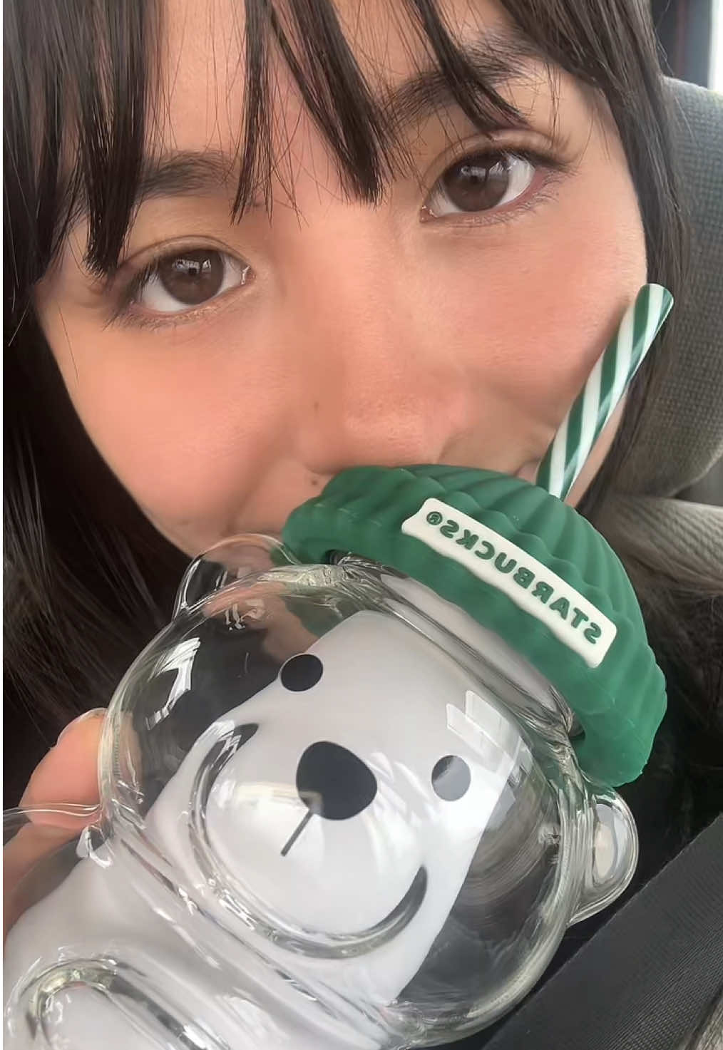 ¿Valió la madrugación? Spoiler: Sí 🐻 ✨Llego el oso más esperado de starbucks!!! #starbucksperu #starbuckslover #starbucksbear  #starbucksbarista @Starbucks Perú 