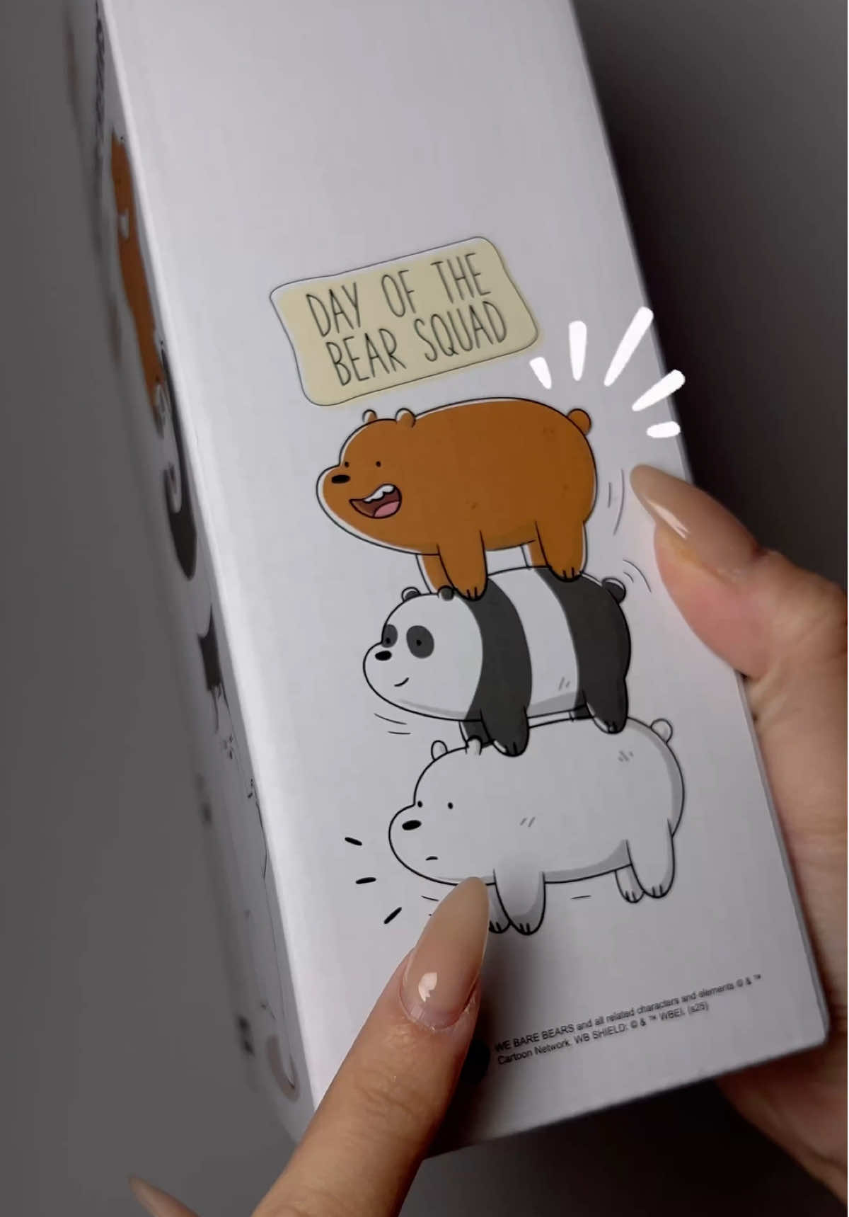 Cảm nhận cá nhân: Tối nằm lướt TikTok thấy bình cưng mà giá hạt dẻ quá, mua luônnnnnn hê hê. Cute thiệt sự  *Mọi chia sẻ chỉ là từ phía cá nhân. Mình chỉ là một người bình thường mua và sử dụng sản phẩm, mọi người tìm hiểu kĩ tất cả sản phẩm trước khi mua nhé!  #nhuaduytan #binhnuoc #webarebears #xuhuong #review 