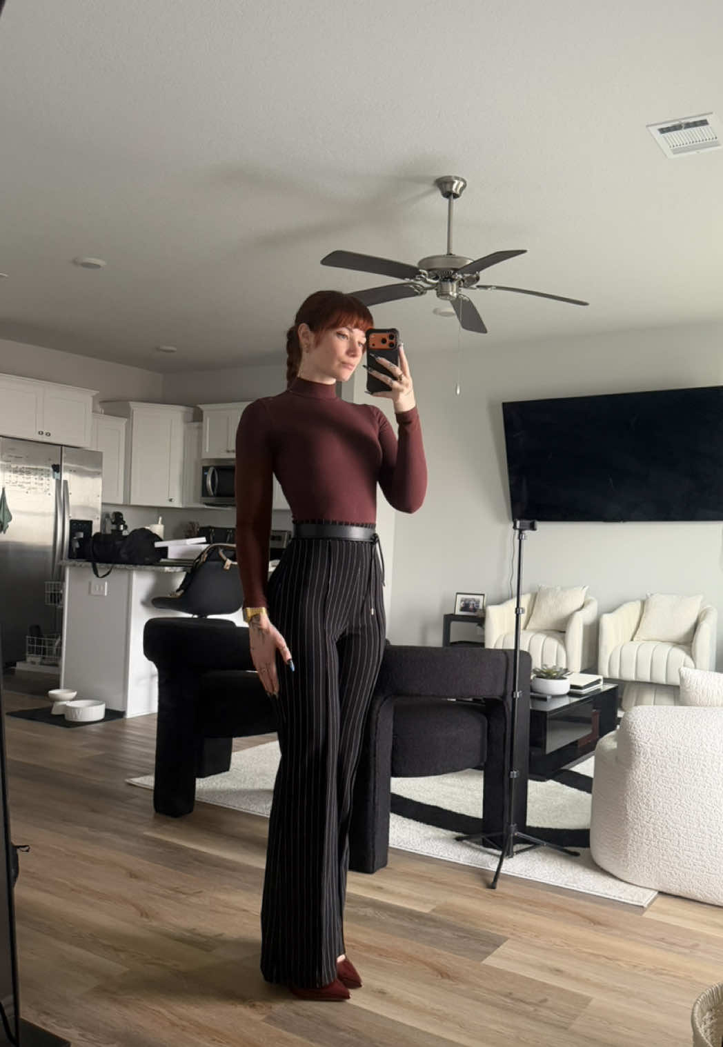 Good morning lovelies 🤎 Top: Fashion Nova  Pants: Fashion Nova  Heels: Shein  #outfitinspiration #businesscasual #fallfashion #styletips #whatiwore 