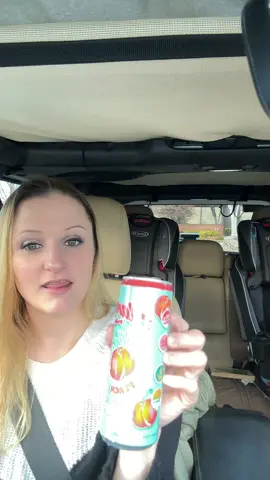 10 outta 10 would recommend the juice peach 🍑 - though that winter wonderland is might tasty 😋  #alaninutrition #alaninu #alaninuenergy #alani #alaninujuicypeach 