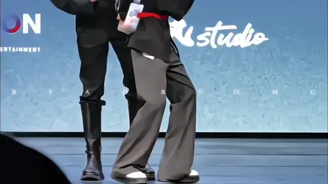 Thua đát kỷ mỗi cái đuôi 🦊🦵#triểnhiên展轩 #liuxuancheng #zhanxuan #刘轩丞 #luuhienthua 