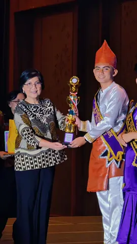 Selamat untuk Farras Athallah Hariyanto Manoppo! Farras berhasil  meraih Juara III pada Grand Final Pemilihan Duta Stunting Remaja Tingkat Provinsi Sulawesi Utara 2025. Prestasi ini menjadi kebanggaan bagi Kabupaten Bolaang Mongondow Timur serta menjadi inspirasi bagi generasi muda untuk terus berperan dalam pencegahan stunting. Terima kasih atas dedikasi dan semangatnya, Farras! #pkkboltim #boltimbangkit #hidupjayapkk #stopstunting 