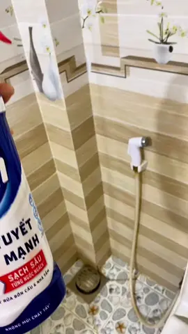 Vim tẩy bồn cầu#vim##hoptaccungunilever #CleanTok #LifeHack #cleaninghack 