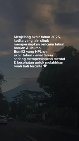 Ada yang HPL nya akhir tahun ini atau awal tahun depan ? Semoga dimudahkan & lancarkan semua prosesnya 🫶🏻 #bumil #ibuhamil #hamil 