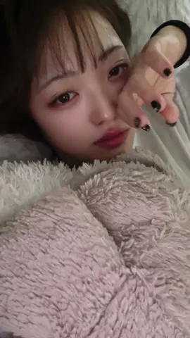 冬眠したい😴#おはよ #朝苦手 #起きれない #スッピン 