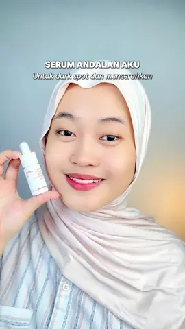 Serum andalan aku akhir-akhir ini? Yang selalu aku ambil duluan setiap kali skincare-an: Innisfree Vitamin C Green Tea Enzyme Brightening Serum. #innisfree #seruminnisfree #skincare #serumvitaminc 