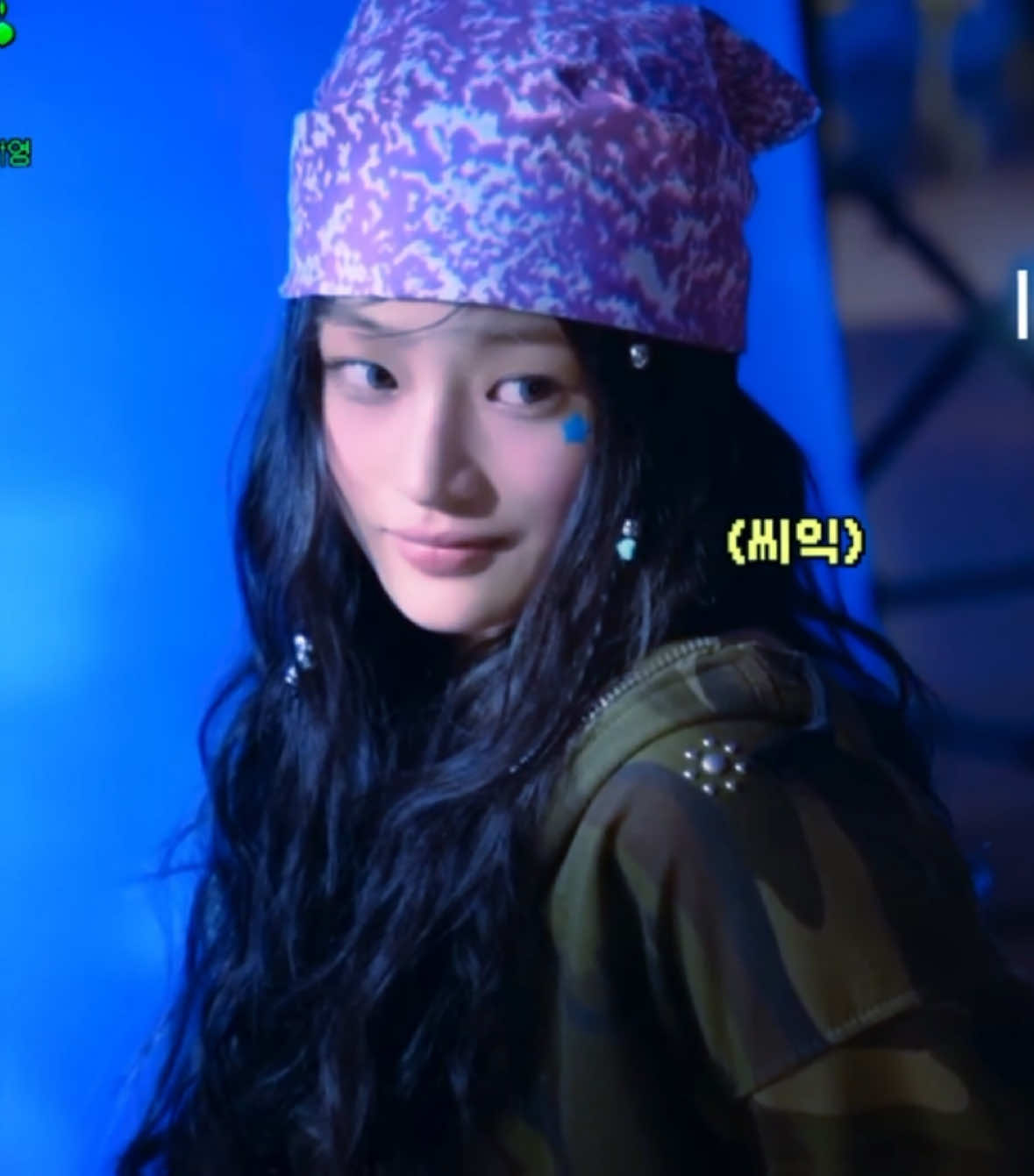 #minji — idk what this style is called but im having a blast with it || #newjeans #kimminji #njz #kpop || 