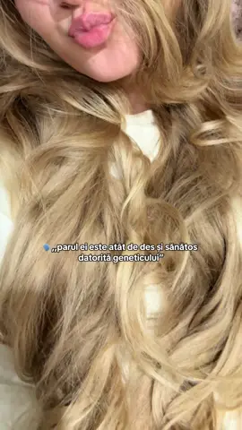 GEORGIANA10-reducere pe @Hairburst Romania SERUL PENTRU CREȘTERE ȘTIȚI CA ESTE BOMBĂ 💣  Acum îl puteți cumpăra la 1+1 gratis  #cresterepar #hairgrowth #parsanatos #healthyhair #blondehair 