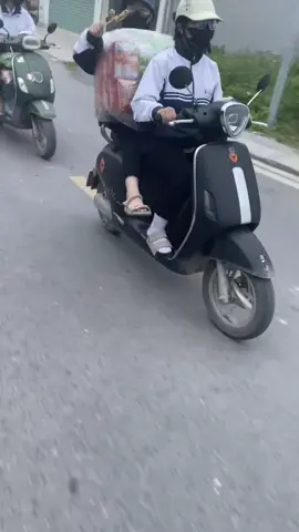 Không để mấy chồng thiệt thòiiiiii 😎#quốctedanong #foryou #11a_thpthungdao #viral #fyp 