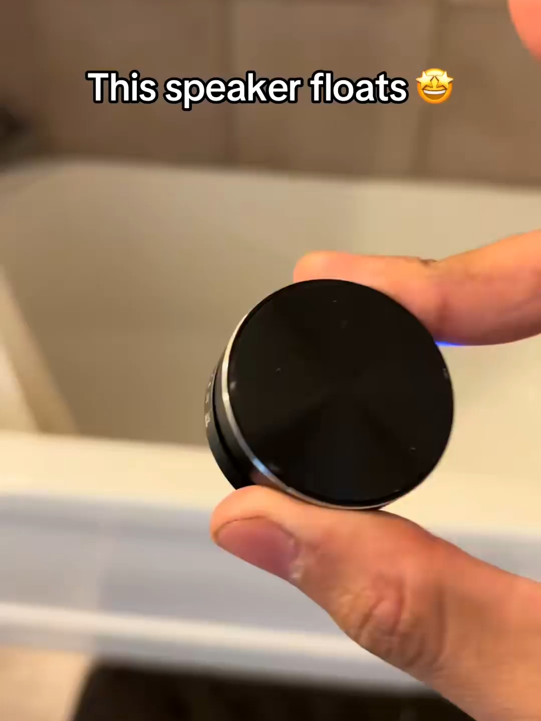 LINK IN BIO! #arcvibe #arclenglobal #TechGadgets #viraltech #minispeaker #tiktokmademebuyit #coolgadgets #desksetup #livingroom