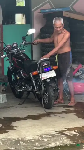 Mbah resing#rxking #rxkingmodifikasi #rxkingspesial#racing #pagurustayle👑💨 