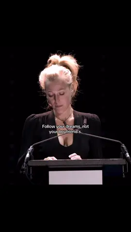 Follow your dreams not your boyfriends. #mindset #motivation #lovingyourself #itgirladvice #believinginyourself 