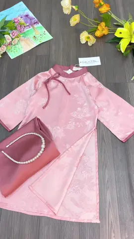 Áo dài CÁT NHI đính nơ đẹp cho bé diện các dịp lễ hỏi, Tết và du xuân 2026 #xuhuong #aodailuachobe #aodaichobe #aodaitet2026 #mevabe  @Mẹ San San  @Mẹ San San  @Mẹ San San 