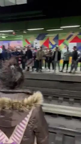 حاربنا الدنيا علشان خاطر عيني #جدي اوي مشجع لنادي الزمالك 🏹😍 #الوايت_نايتس_الاولي_من_زمااان #zamlek🌎🌎❤️‍🔥 #الزمالك #zamlek🇦🇹🇦🇹 