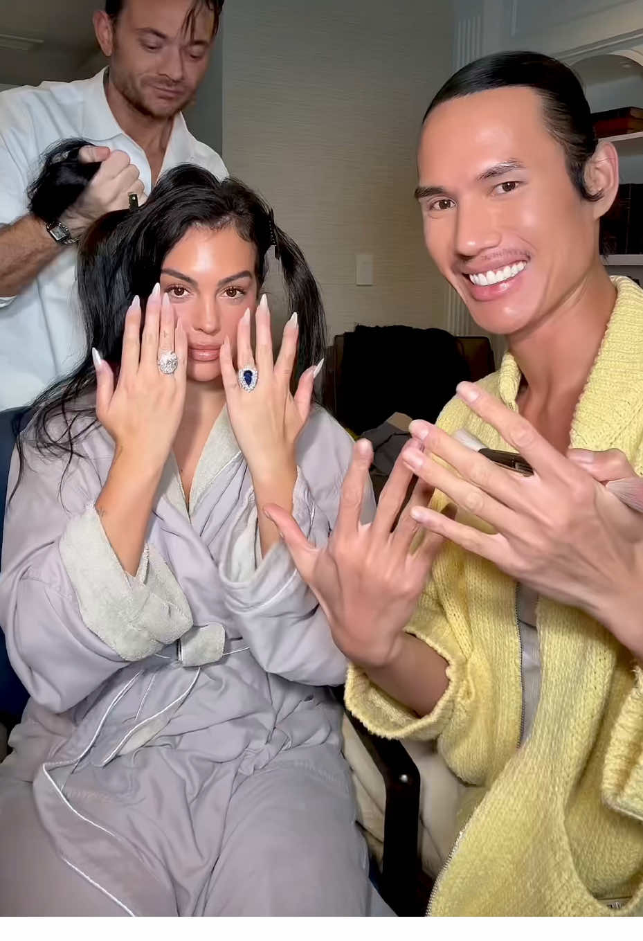 La Reina @Georgina Rodríguez @Patrick Ta Beauty 