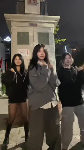 Turn up 👊🏻 @Nguyen Duyen @dear.hineko 