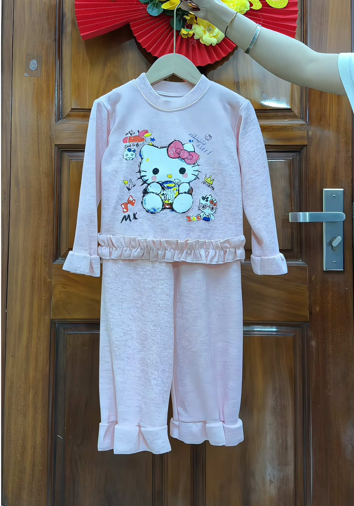 Sét Bộ Đồ len lông thỏ #tiemmeken #thoitrangtreem #bothudongchobe #bonichobe #bochobegai 