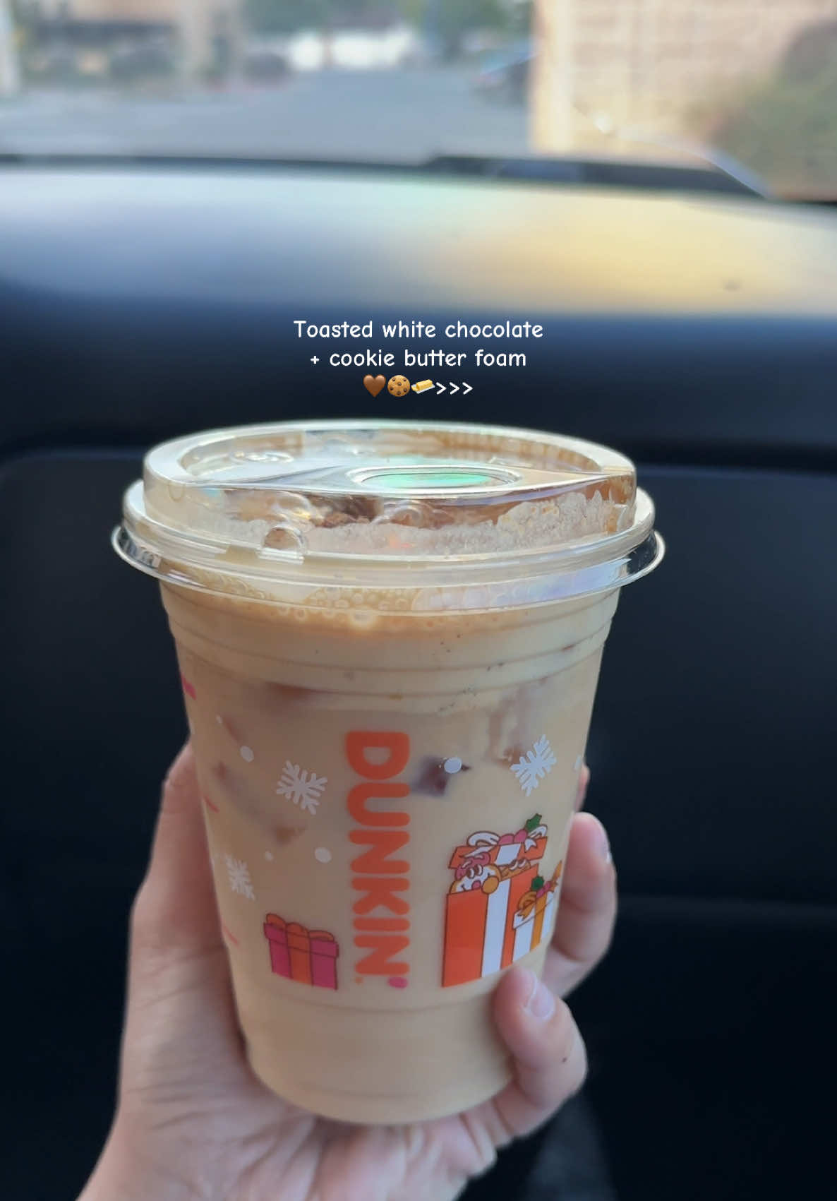 10/10 @Dunkin' drink 🍪🧈🤗 #dunkin #cookiebutter #holidaydrink #dunkincoffee 